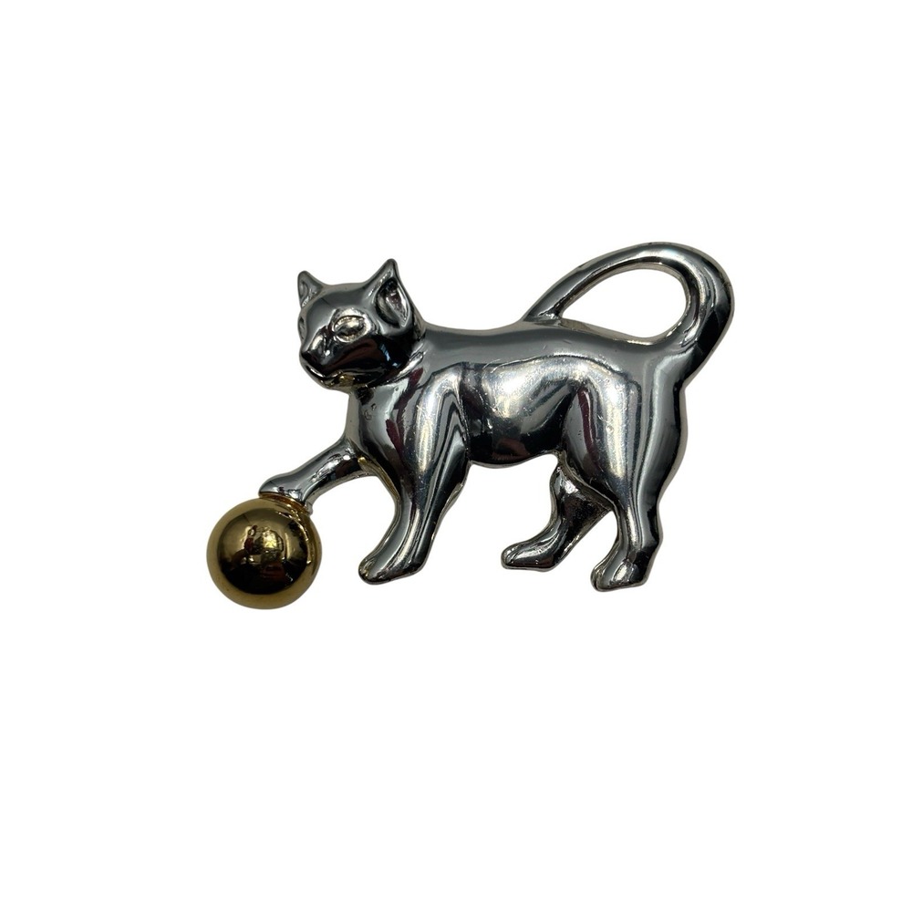 Vintage Silver Tone Kitty Cat Kitten Playing W/ Gold Tone Ball Shiny Brooch Pin